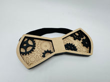 Load image into Gallery viewer, Wooden Gear Bowtie